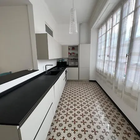 Casa Del Poeta Riva Ligure